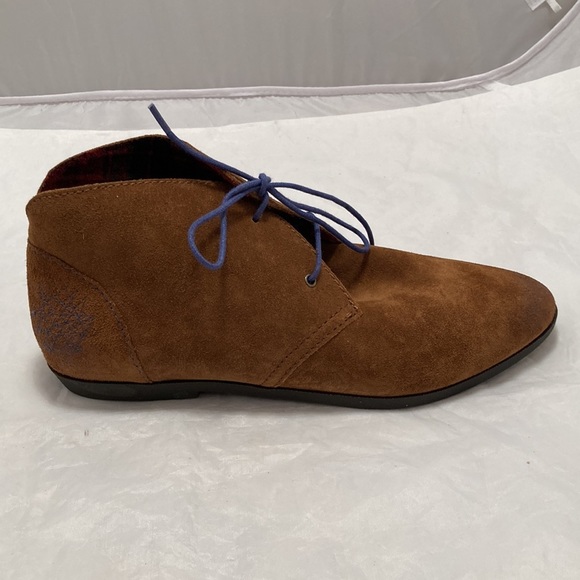 Otbt Lace Up Chukka Boots - Picture 4 of 13